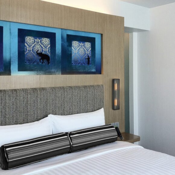 "Marco" Wall Sconce by MATTEO - BRAND NEW IN BOX! 𝟐 𝐚𝐯𝐚𝐢𝐥𝐚𝐛𝐥𝐞 - Picture 2 of 12